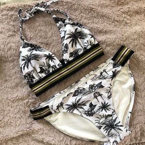 Xhilaration Sport Elastic Bikini Top/bottom